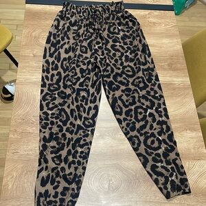Printed paper bag waist pants